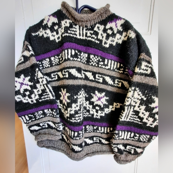 Wool sweater - Picture 2 of 7